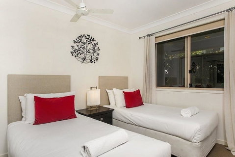 Byron Lakeside Holiday Apartments - Accommodation Cairns 6