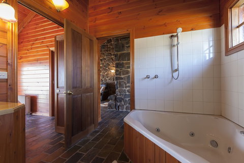 Tuki Retreat - Accommodation Cairns 6