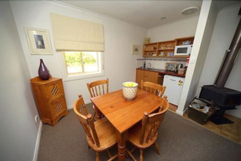Riesling Trail & Clare Valley Cottages - Accommodation Cairns 7