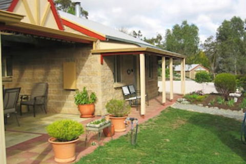 Riesling Trail & Clare Valley Cottages - Accommodation Cairns 0