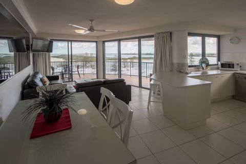 Centrepoint Holiday Apartments - Accommodation Cairns 6