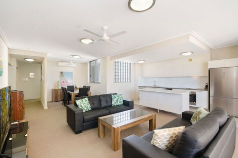 Direct Hotels â€“ Dalgety Apartments - Accommodation Cairns 7