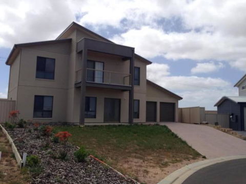 Relax On Par - Accommodation Cairns 3