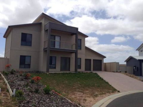 Relax On Par - Accommodation Cairns 6