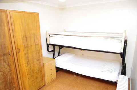 Beachfront 5 25 Willow Street - Accommodation Cairns 2