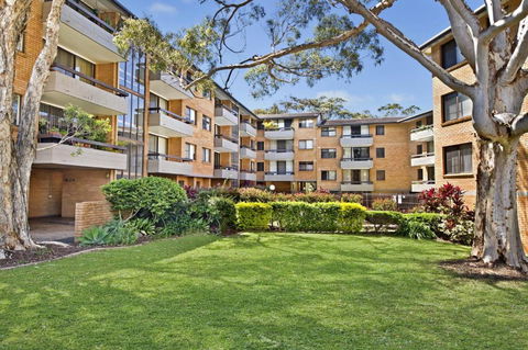 Berdella Park 25 6 Flynn Street - Accommodation Cairns 5
