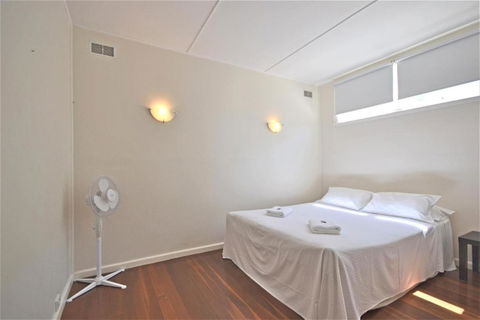 Breakers 5 2 Hill Street - Accommodation Cairns 4