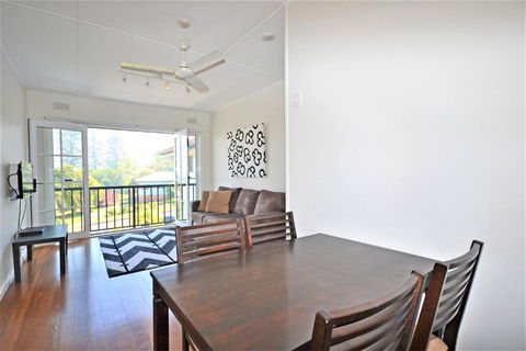 Breakers 6 2 Hill Street - Accommodation Cairns 1