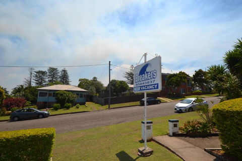 Breakers 4 2 Hill Street - Accommodation Cairns 1