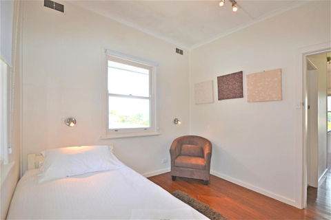 Breakers 4 2 Hill Street - Accommodation Cairns 2