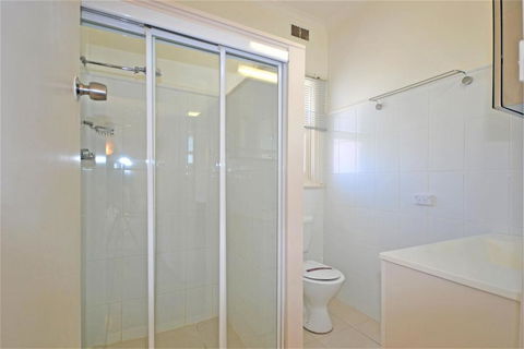 Breakers 4 2 Hill Street - Accommodation Cairns 6