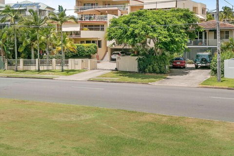 Redcliffe Peninsula Penthouse - Accommodation Cairns 2