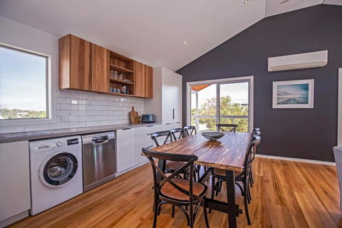 Island Getaway Cape Woolamai - Accommodation Cairns 2