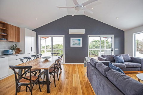 Island Getaway Cape Woolamai - Accommodation Cairns 3