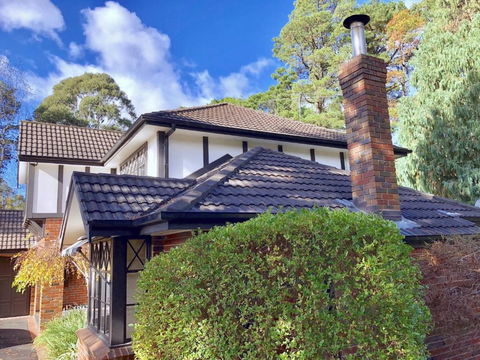 Pride Leisure Tudor House - Accommodation Cairns 3