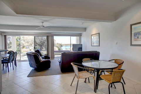 Bay Bliss In Coffin Bay - Accommodation Cairns 4