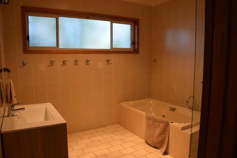 Tranquillity Beach House - Accommodation Cairns 1
