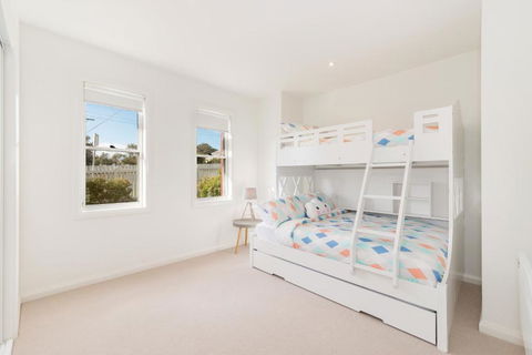 Beach Belle - Accommodation Cairns 6