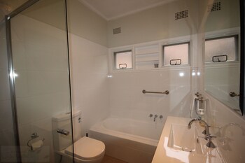 Fairways Close - Accommodation Cairns 4