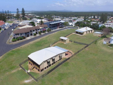 Yamba Pilot Cottage 1 Pets Welcome Close To Beach - Accommodation Cairns 5