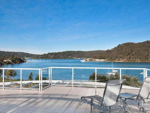 Bella Mare 2 Bedroom Ocean View Terrace Apt - Accommodation Cairns 5