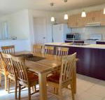 Bayview Beach House Apartment No 1 - Accommodation Cairns