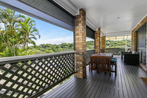 33 George Nothling Drive - Accommodation Cairns 6