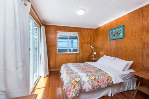 12 Yarrong Road - Accommodation Cairns 7