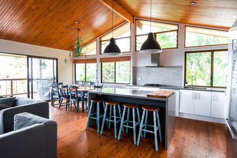 Beach Buoys - Accommodation Cairns 3