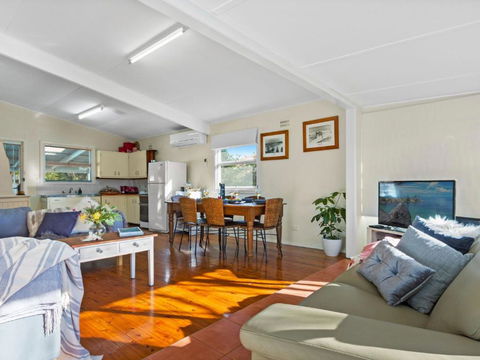 Between 2 Beaches Comfortable Private Sanctuary - Accommodation Cairns 1