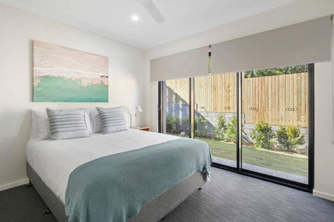 WHITSUNDAY Brand New Townhouse Close To Boardwalk - Accommodation Cairns 3