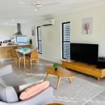 WHITSUNDAY Brand New Townhouse Close To Boardwalk - Accommodation Cairns 1