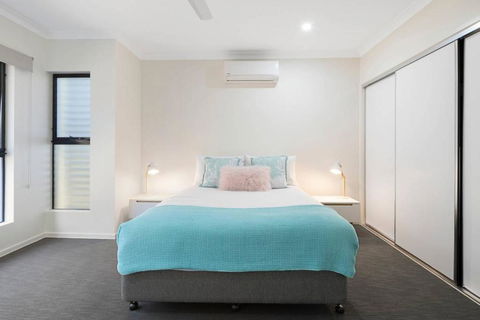 AIRLIE BEACH Delight. Hop Skip Jump To Everything - Accommodation Cairns 5