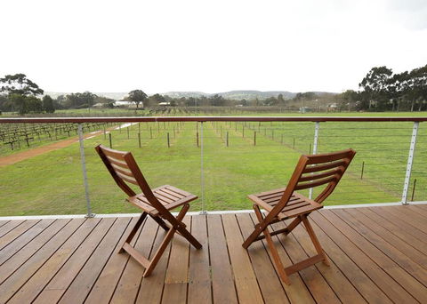 Lot113 Vineyard Accommodation - Accommodation Cairns 2