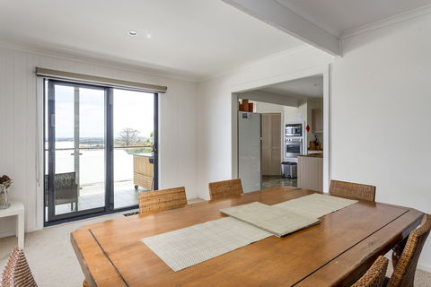 Sany Views - Accommodation Cairns 2