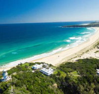 Seal Rocks Lighthouse Cottages - Accommodation Cairns