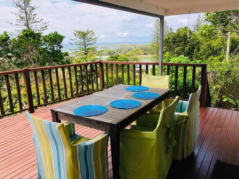 BOSCOBEL COTTAGE MAGICAL BEACH & RIVER VIEWS KINGSCLIFF - Accommodation Cairns 3