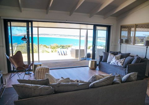 The Cape - Accommodation Cairns 2