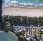Pelican Beach House 2 Macleay Street - Accommodation Cairns