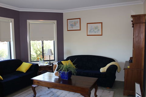 Waterside View - Accommodation Cairns 5