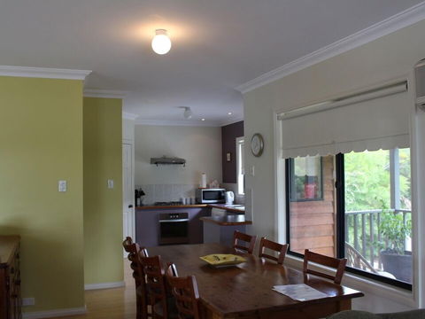 Waterside View - Accommodation Cairns 6