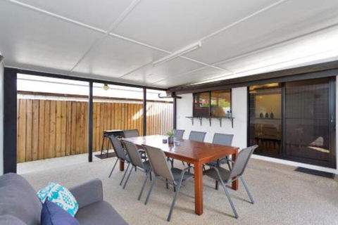 North Central Holiday Home - Accommodation Cairns 2