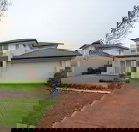 Superb Luxe 5BR Housepoint Cook Near Lake - Accommodation Cairns