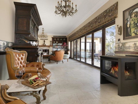 Kilburn Views As Far As The Eyes Can See - Accommodation Cairns 2