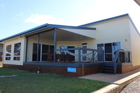 Waterfront On Osprey - Accommodation Cairns 3