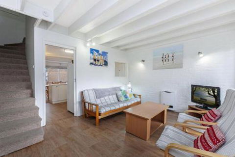 Beach Terrace 4 - Accommodation Cairns 3