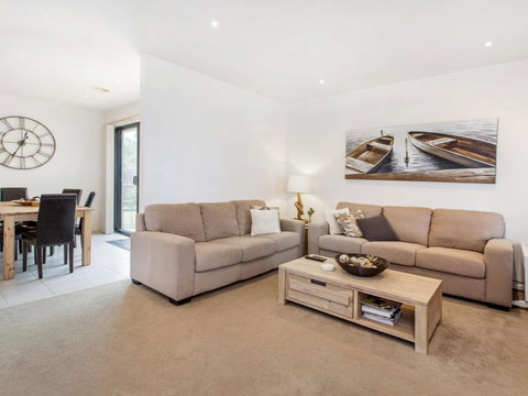 COASTAL HAVEN DROMANA - Accommodation Cairns 1