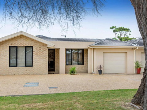 COASTAL HAVEN DROMANA - Accommodation Cairns 6