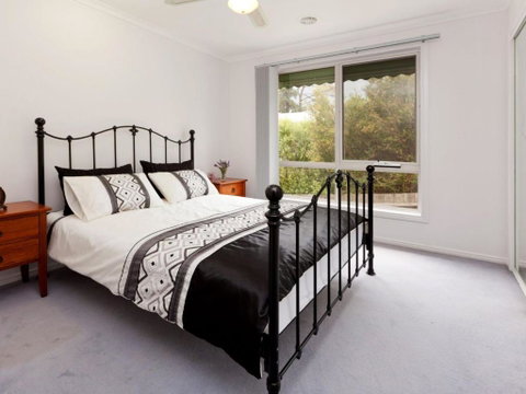 DROMANA BAY VIEWS DROMANA - Accommodation Cairns 6