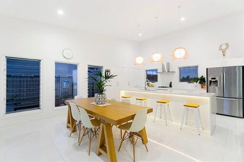 THE BEACH OASIS At 360 - Accommodation Cairns 2